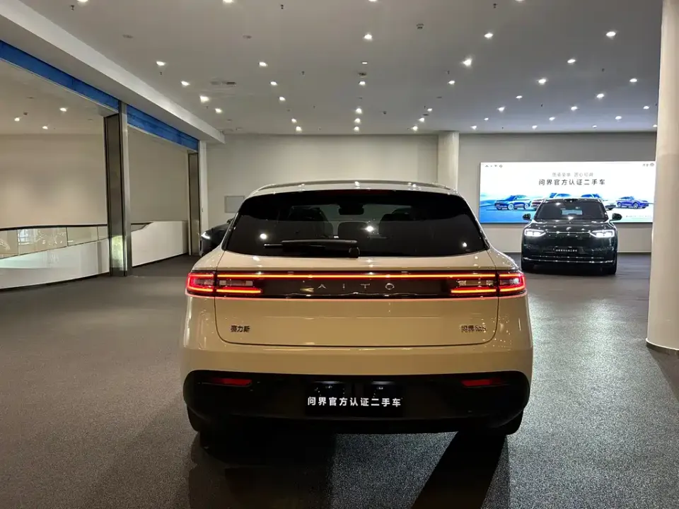 AITO AITO M5
