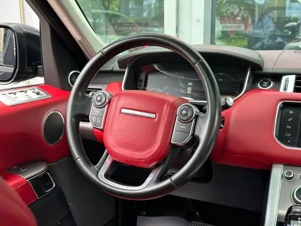 Land Rover Sport