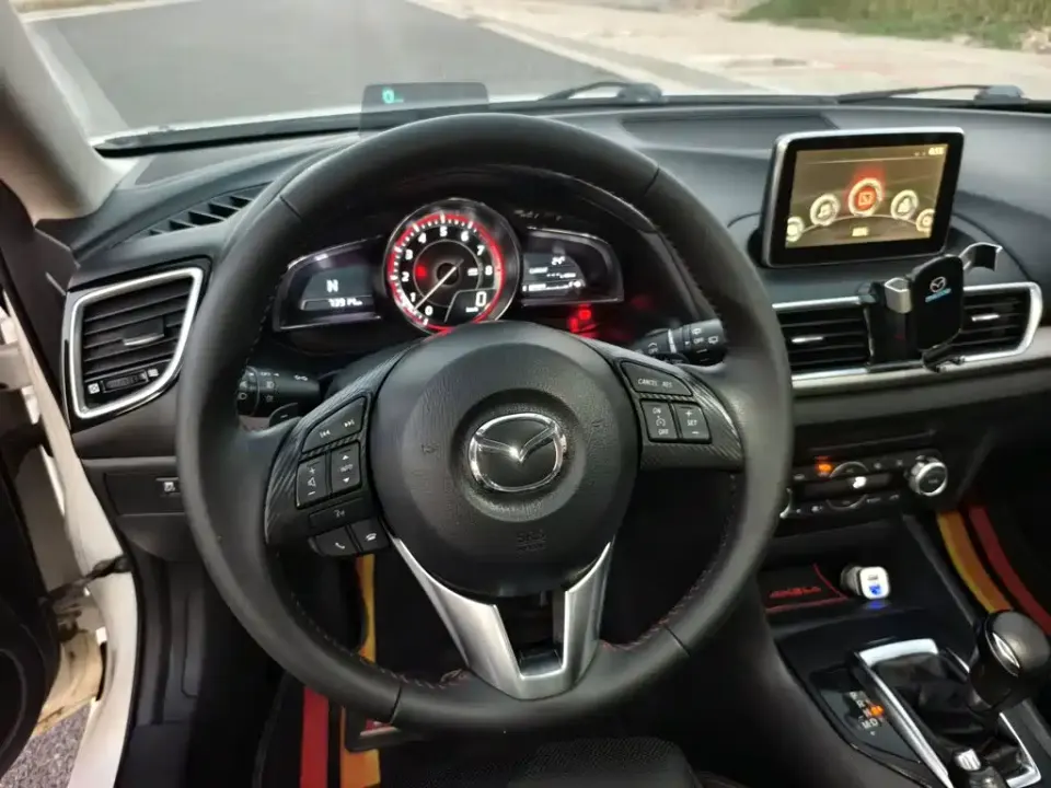 Mazda 3 Axela