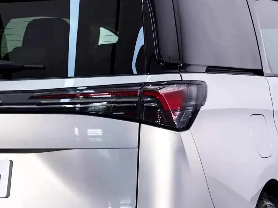 Buick GL8 Hybrid