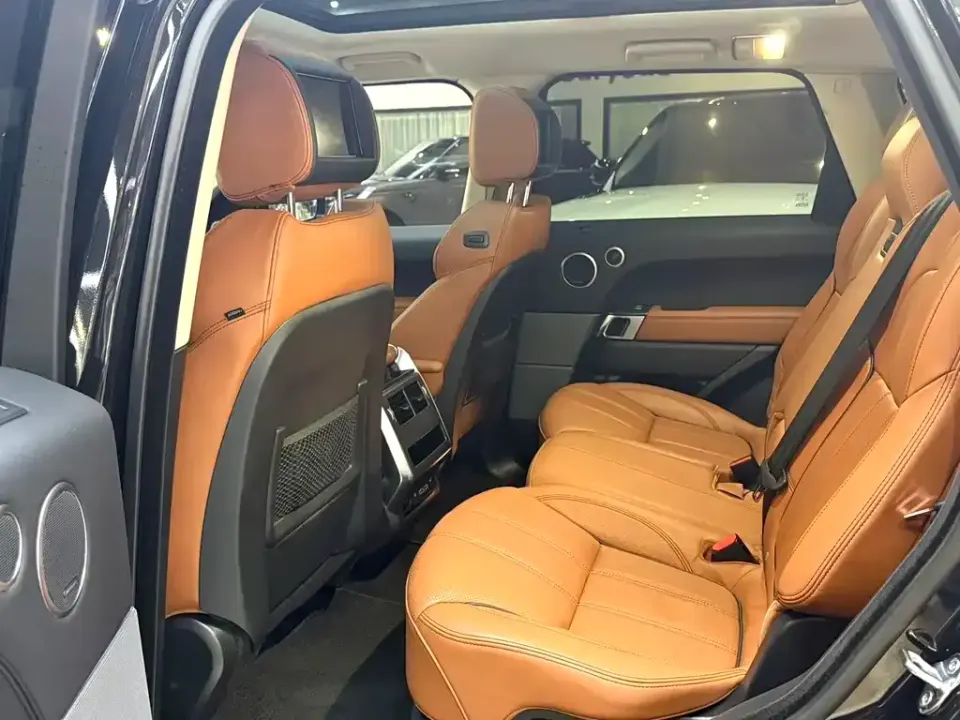Land Rover Sport