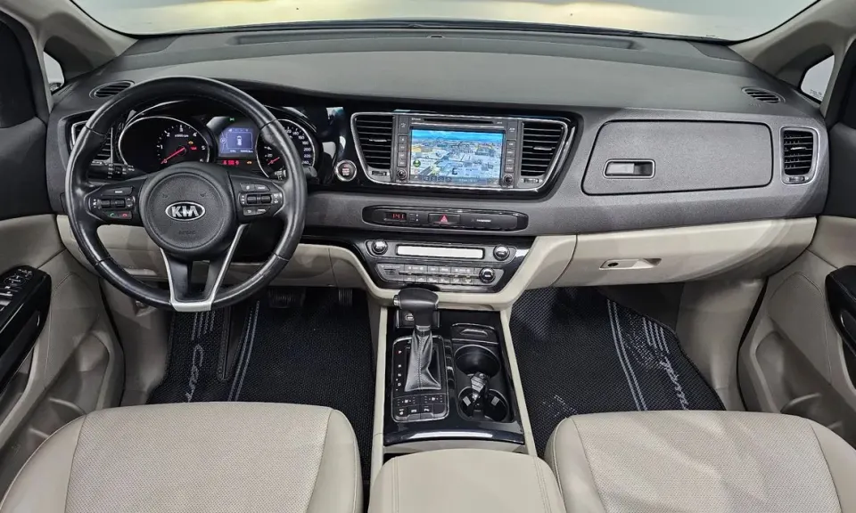 Kia Canival
