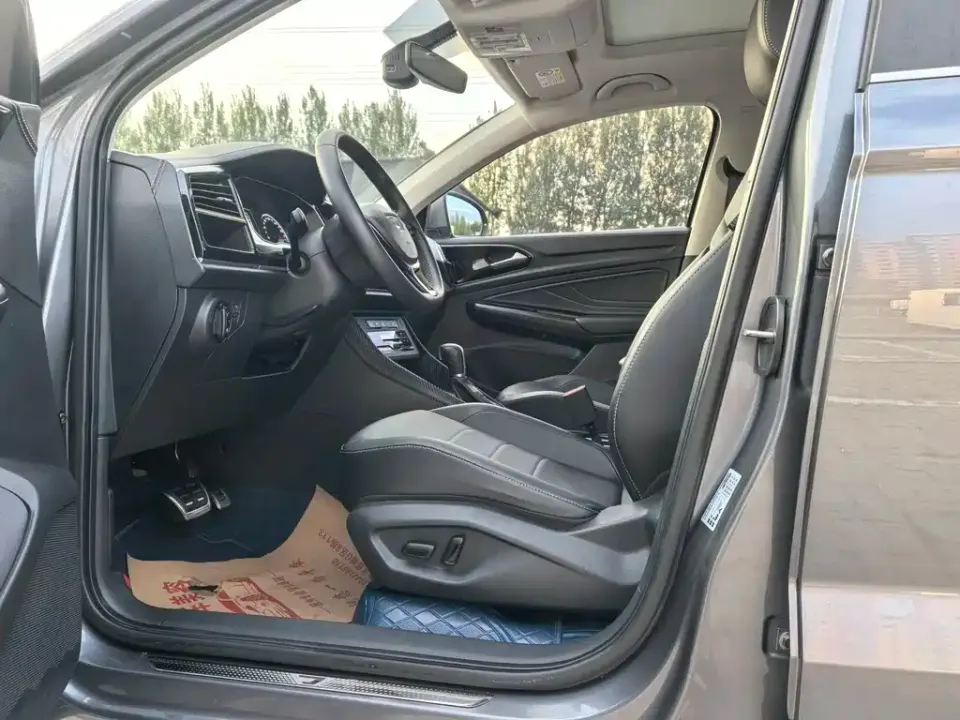 Jetta VS7