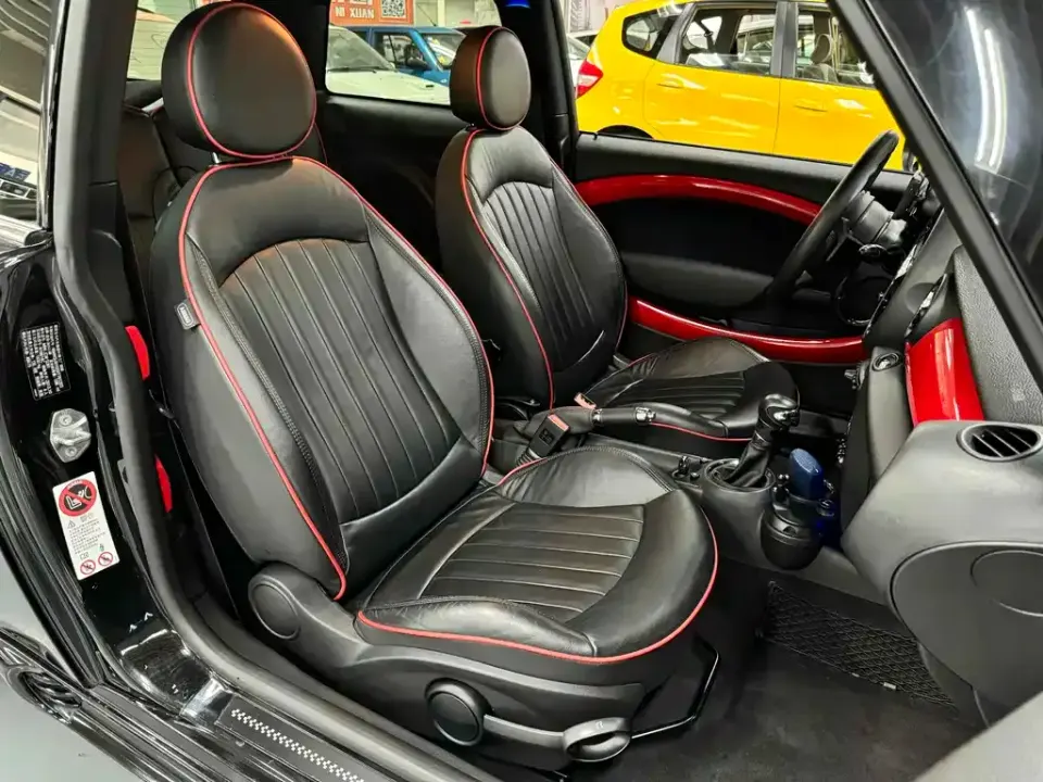 MINI Mini JCW