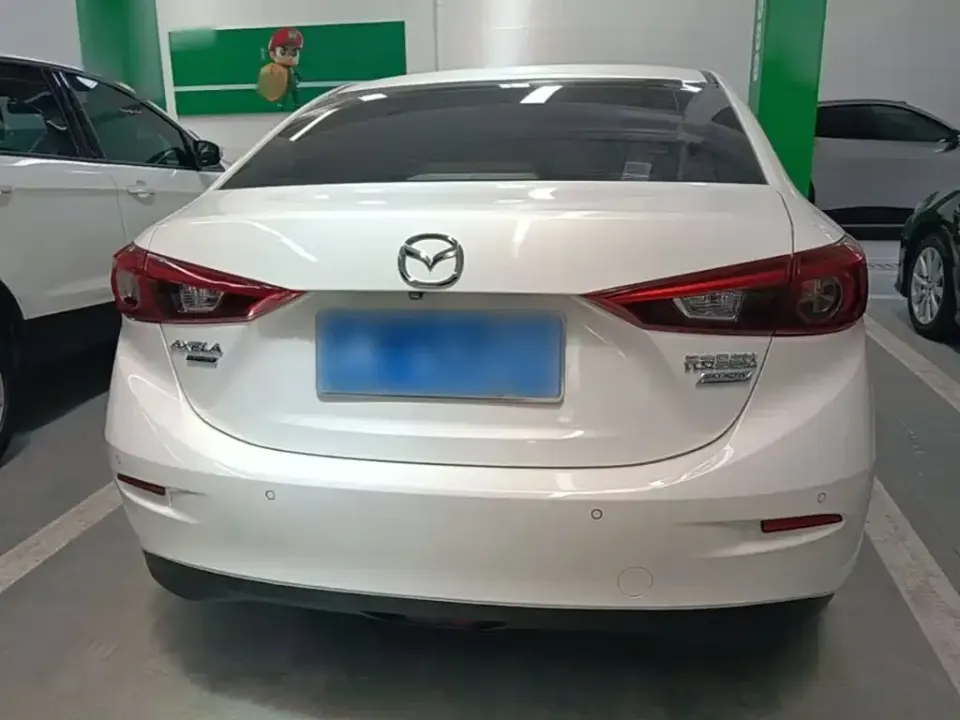 Mazda 3 Axela