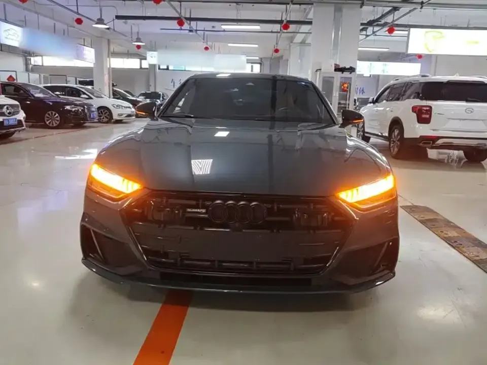 Audi A7L