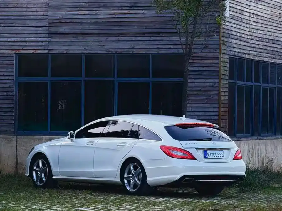 Mercedes-Benz CLS