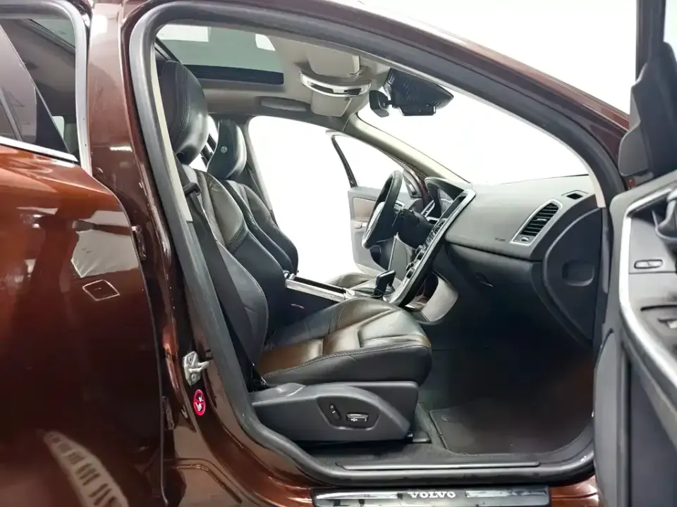 Volvo XC60 (Import)
