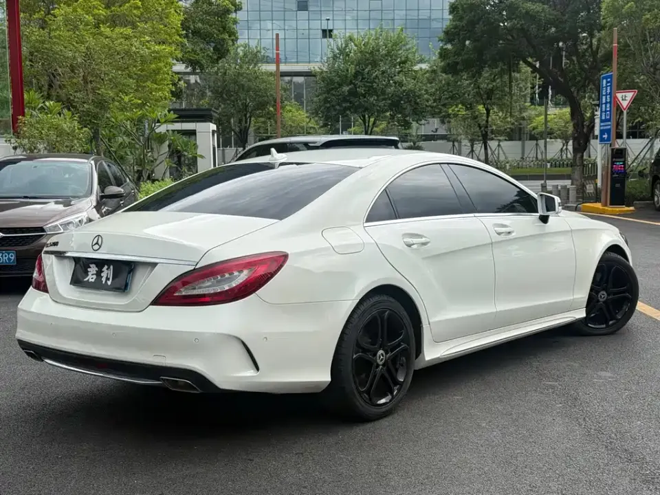 Mercedes-Benz CLS