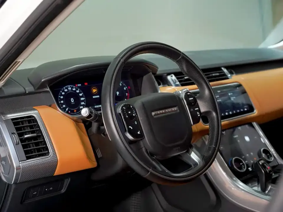 Land Rover Sport