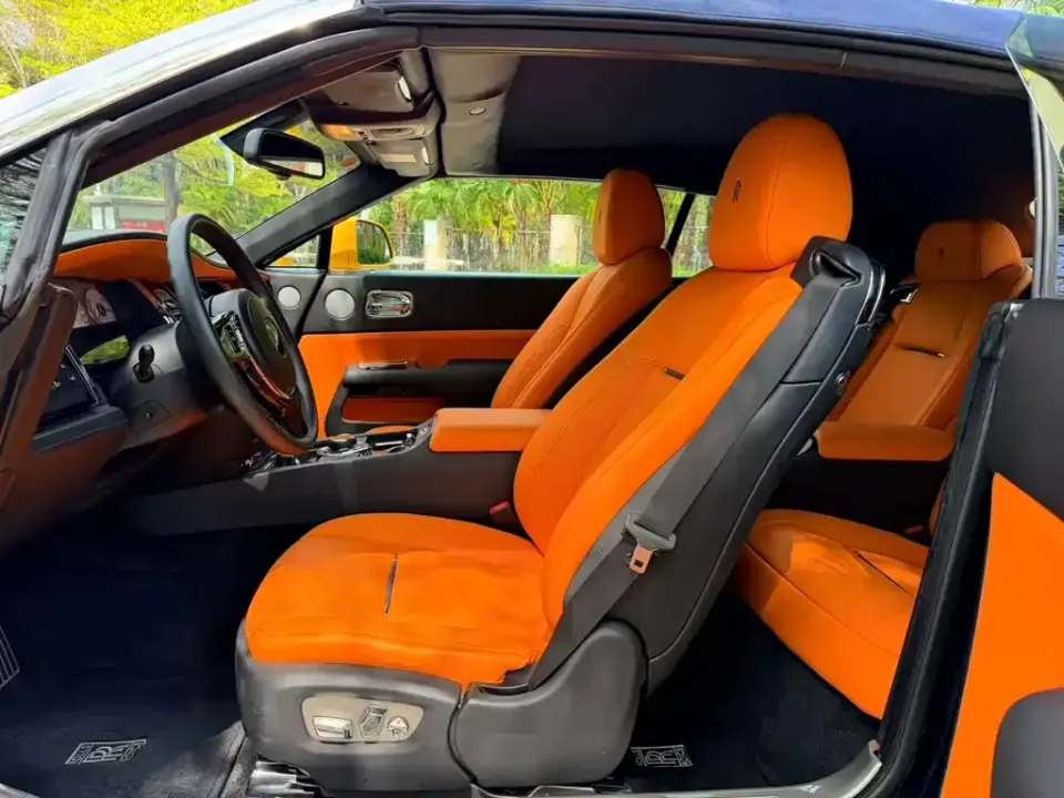Rolls-Royce Dawn