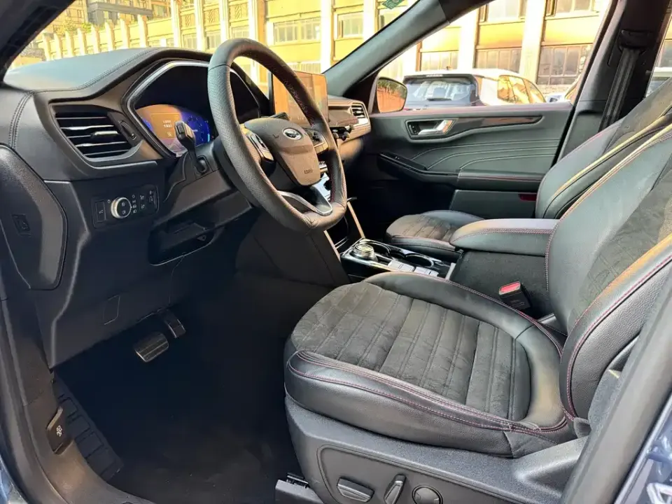 Ford Escape