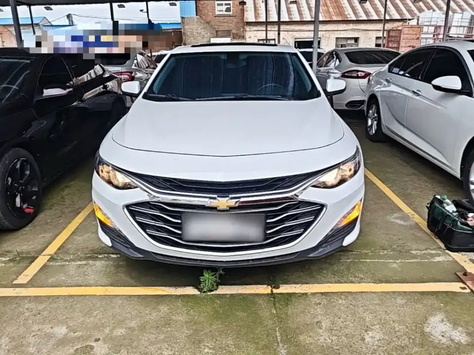 Chevrolet Malibu XL