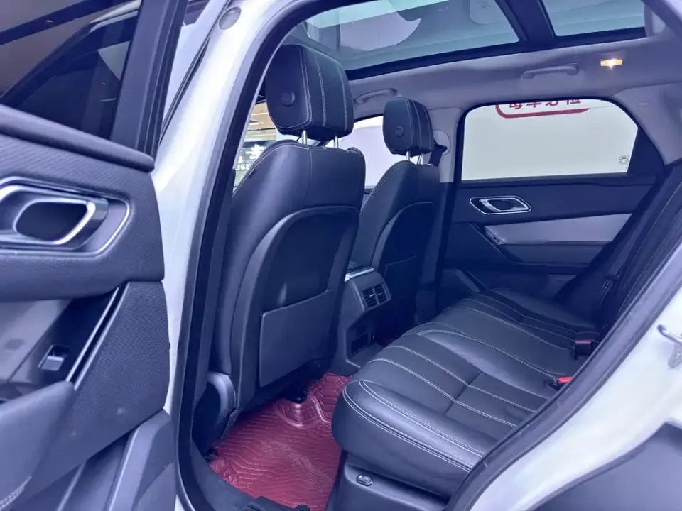 Land Rover Velar