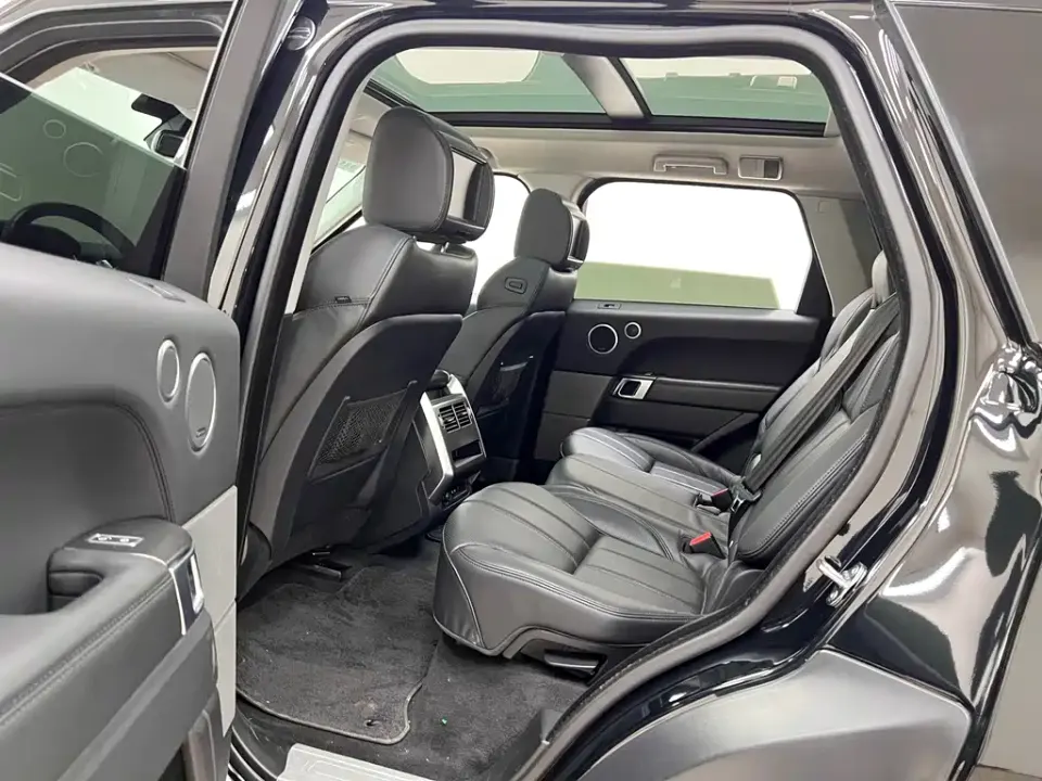 Land Rover Sport
