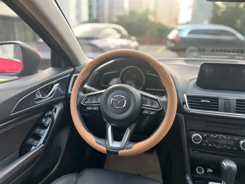 Mazda 3 Axela