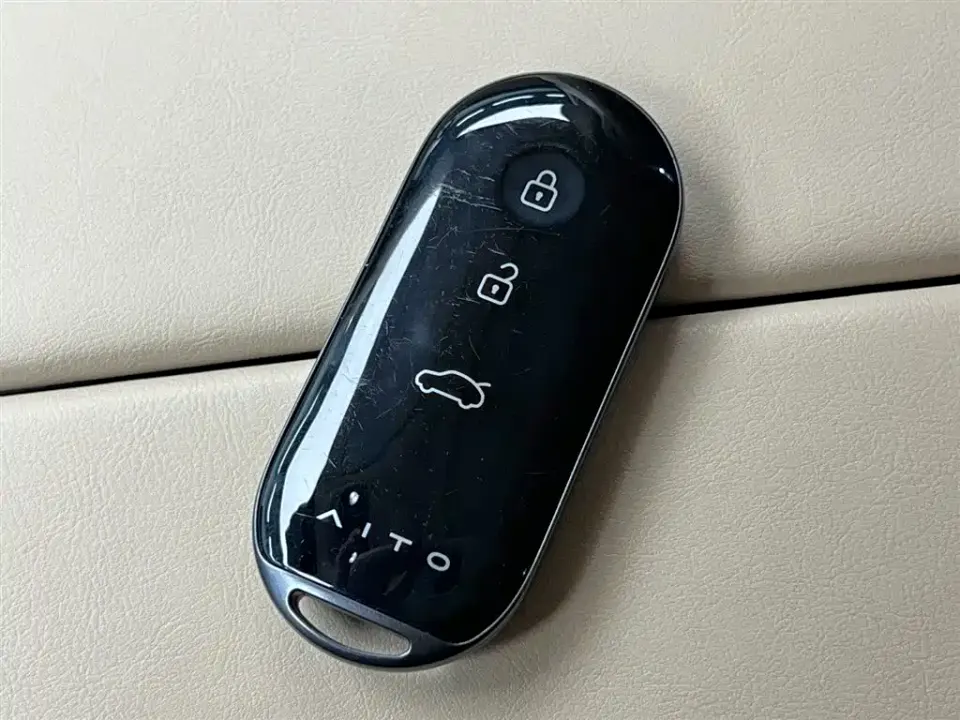 AITO M7