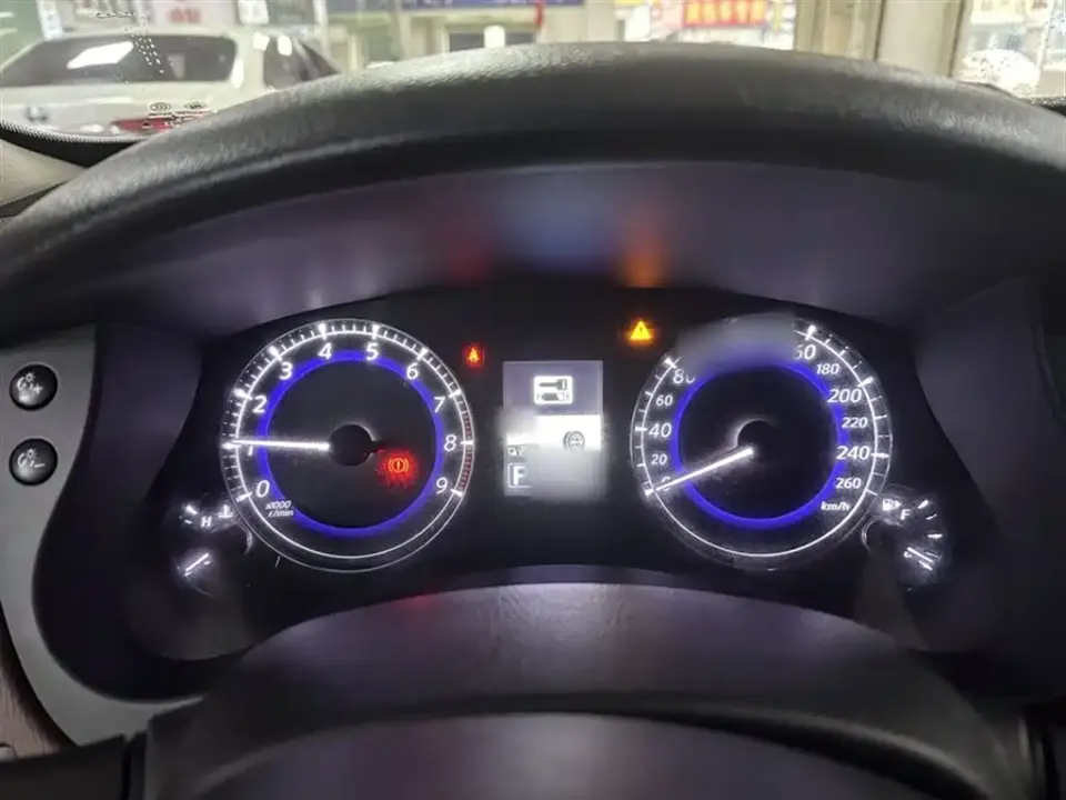 Infiniti QX50