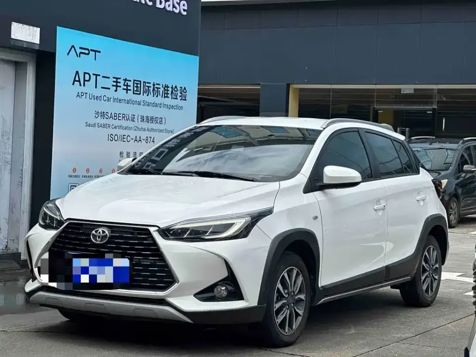 Toyota Yaris L