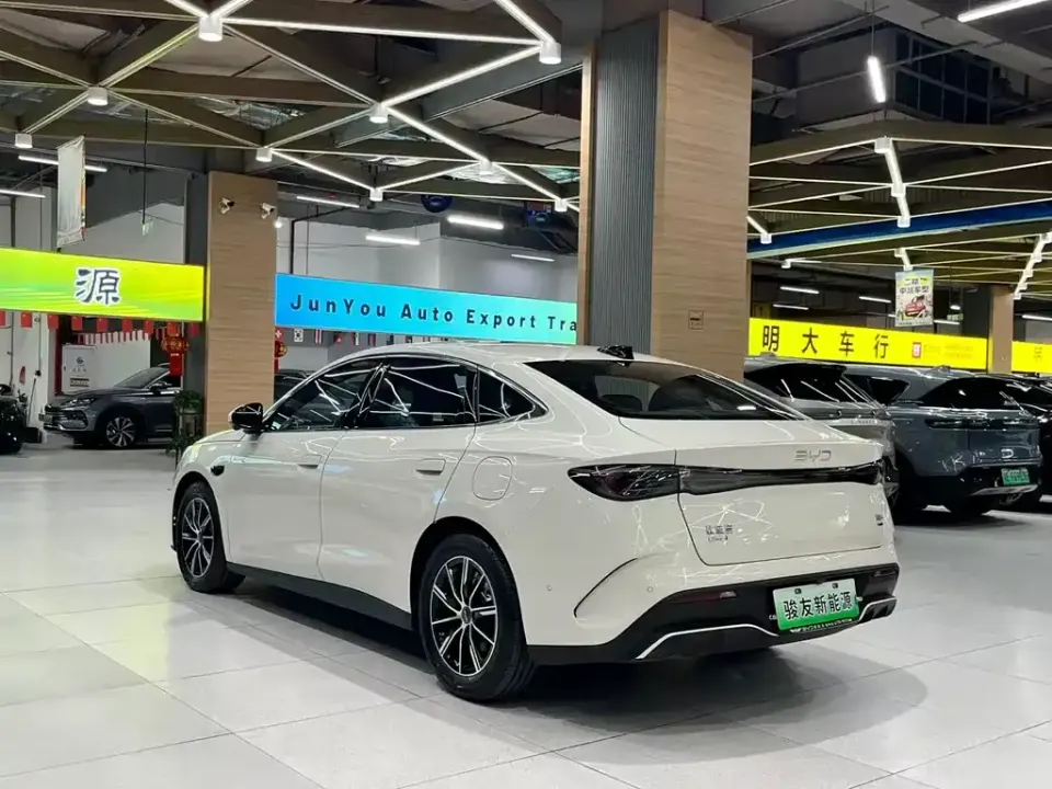 BYD Seal 06