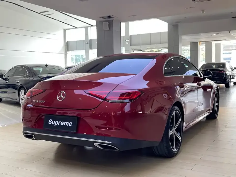 Mercedes-Benz CLS