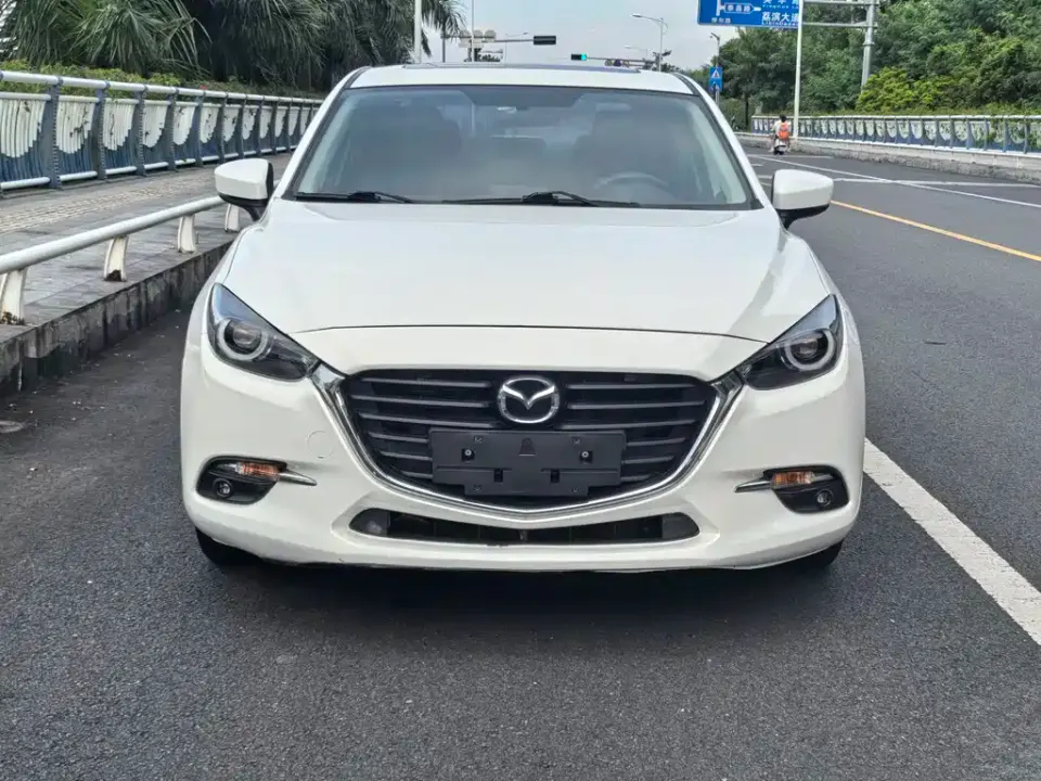 Mazda 3 Axela