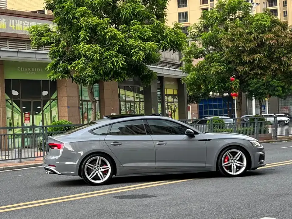 Audi A5 (Import)