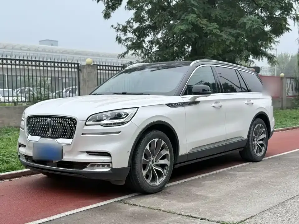 Lincoln Aviator