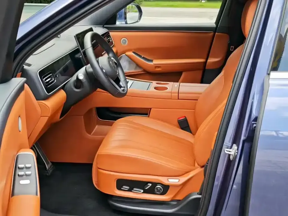 AITO M7
