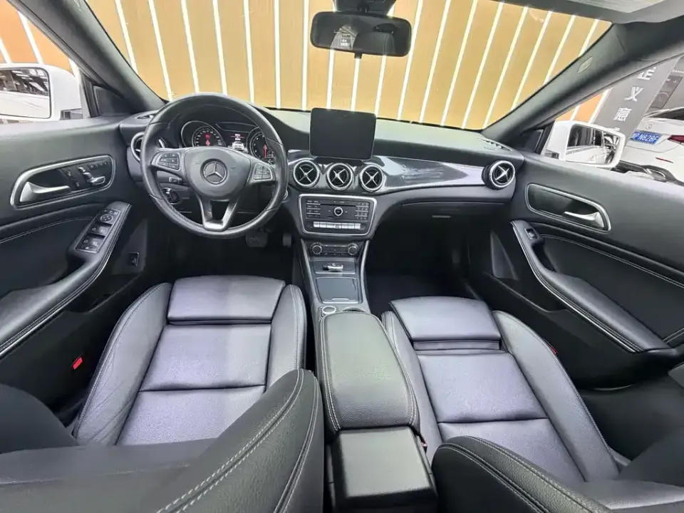 Mercedes-Benz CLA (Import)