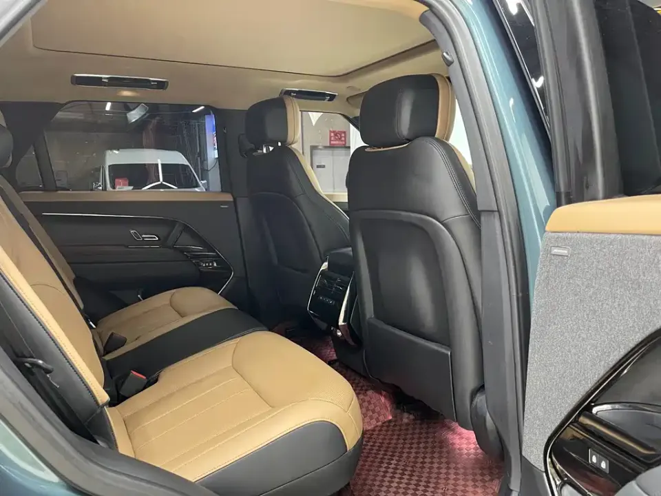 Land Rover Sport
