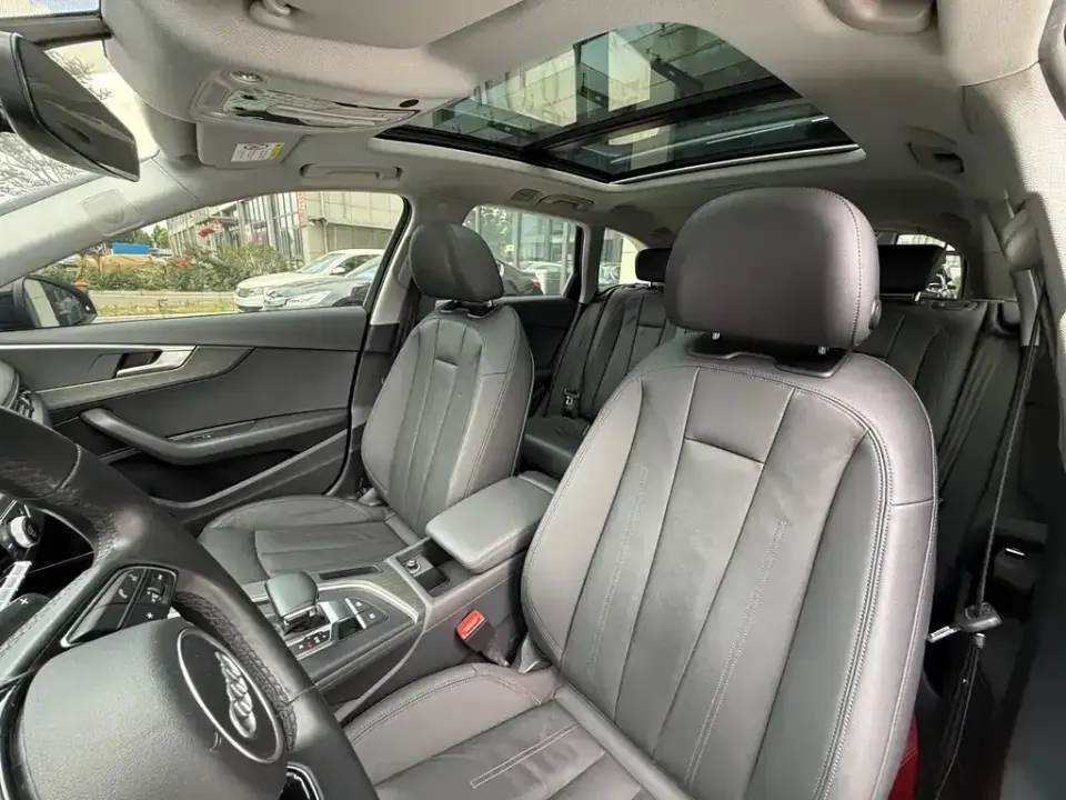 Audi A4 (Import)