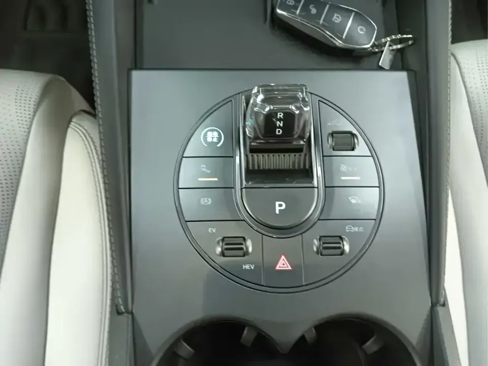 BYD Seal 06