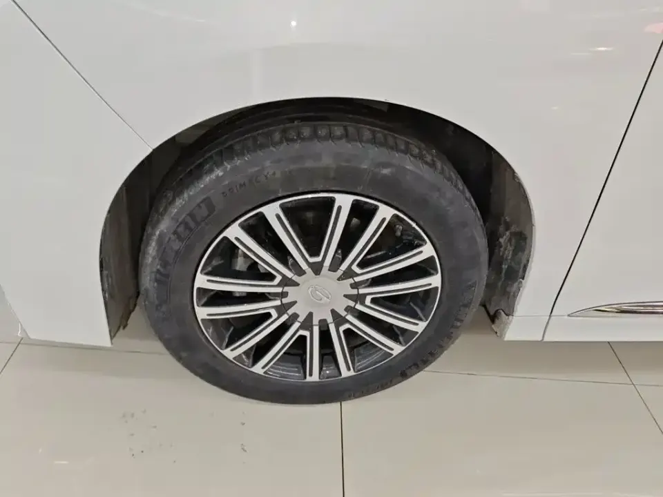GAC Trumpchi M8