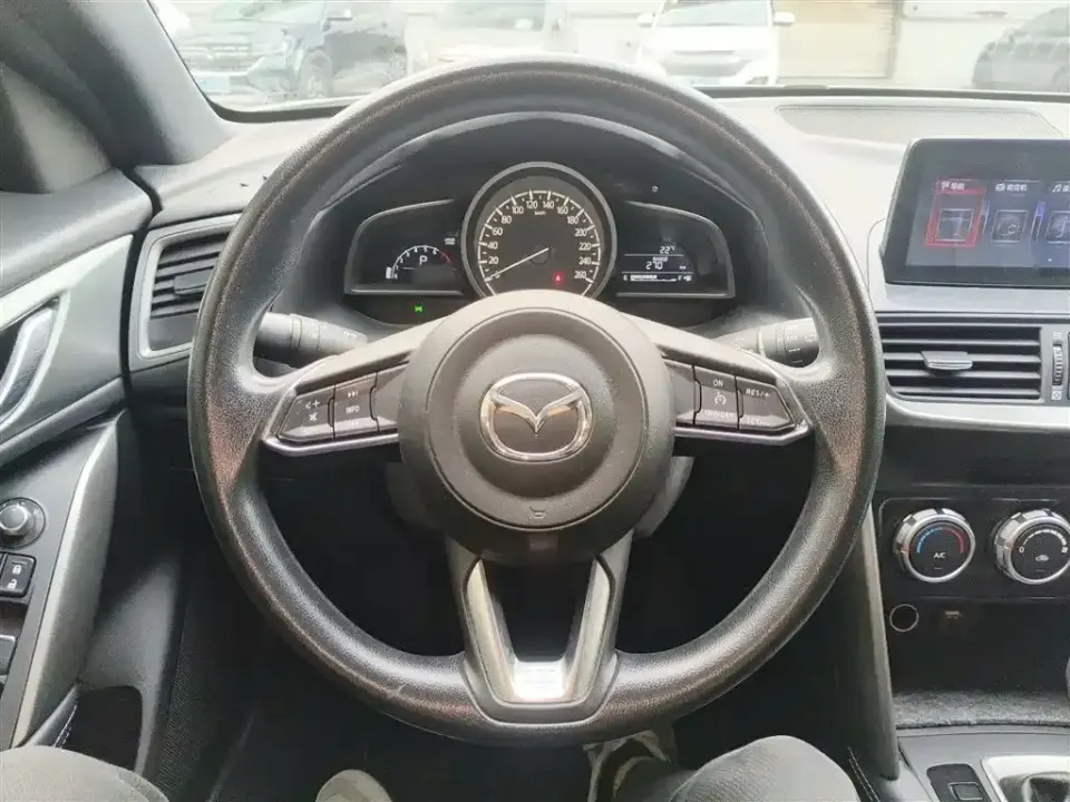 Mazda CX-4