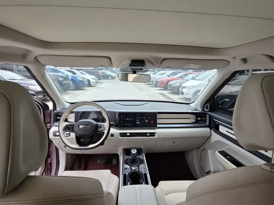 Geely ICON