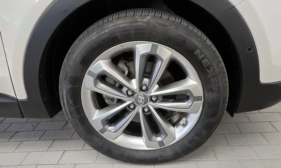 Hyundai Maxcruz