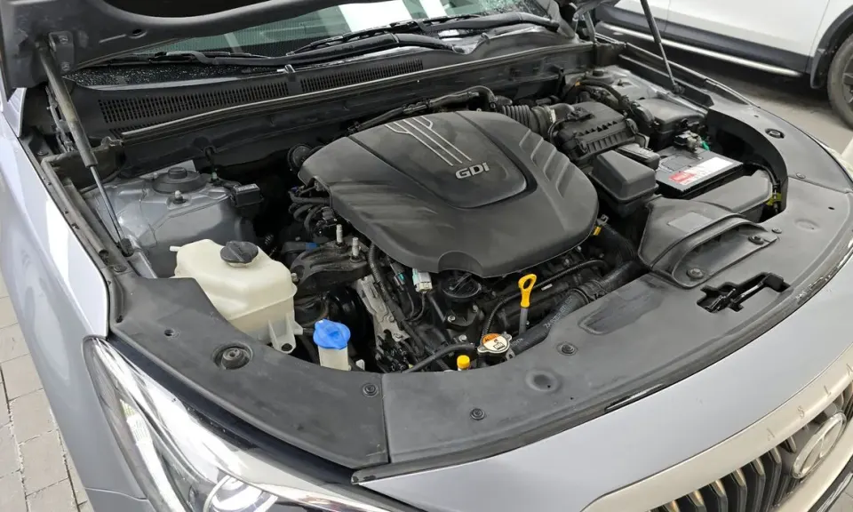 Hyundai Aslan