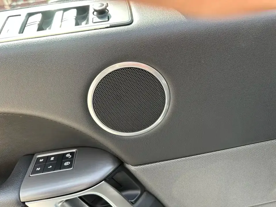Land Rover Sport