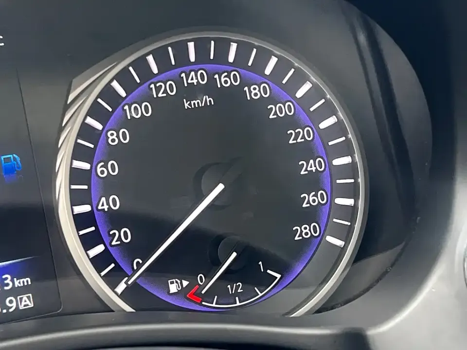 Infiniti Q50L