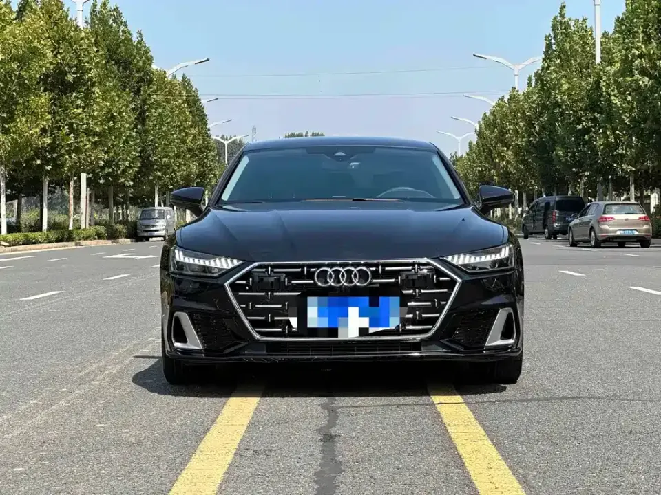 Audi A7L
