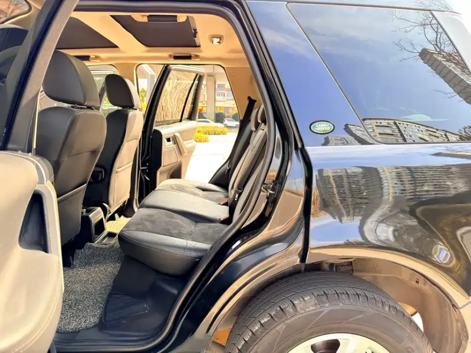 Land Rover Freelander 2