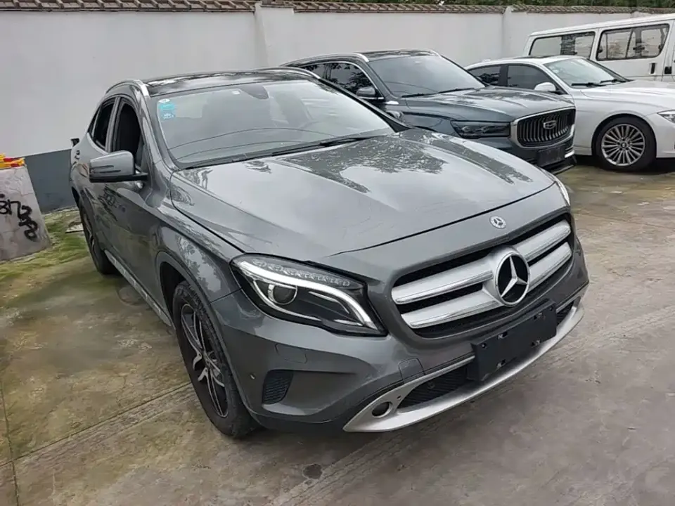 Mercedes-Benz GLA