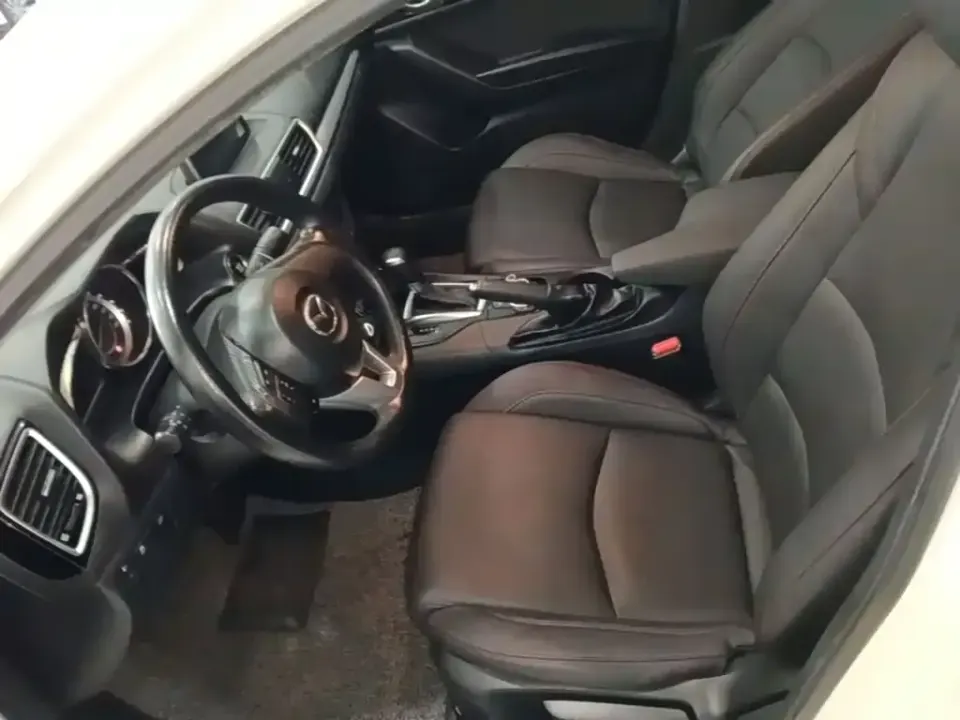 Mazda 3 Axela