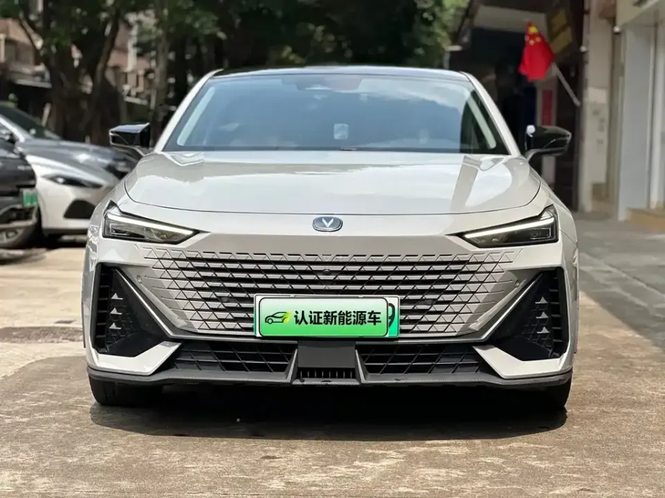 Changan UNI-V iDD