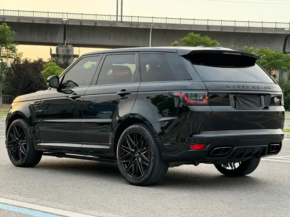 Land Rover Sport