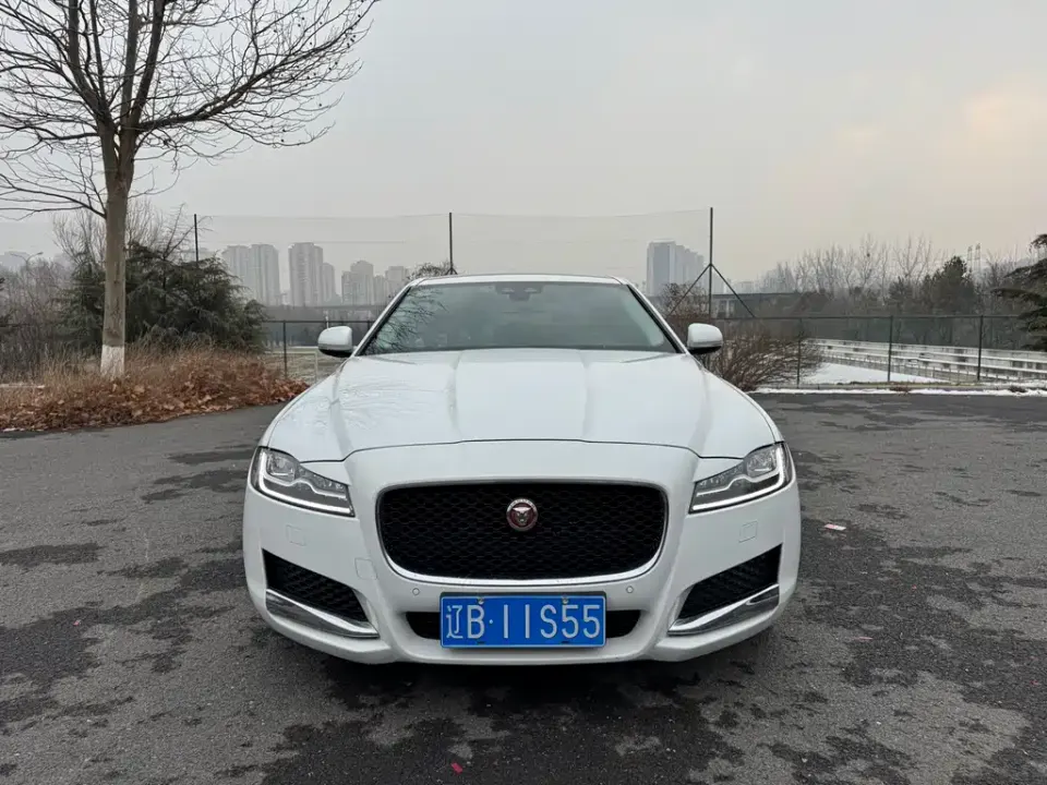 Jaguar XFL