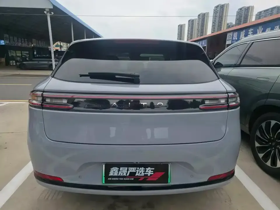 AITO AITO M5