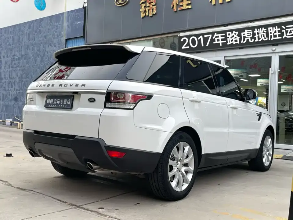 Land Rover Sport
