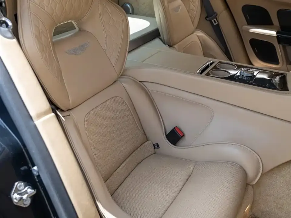 Aston Martin Rapide